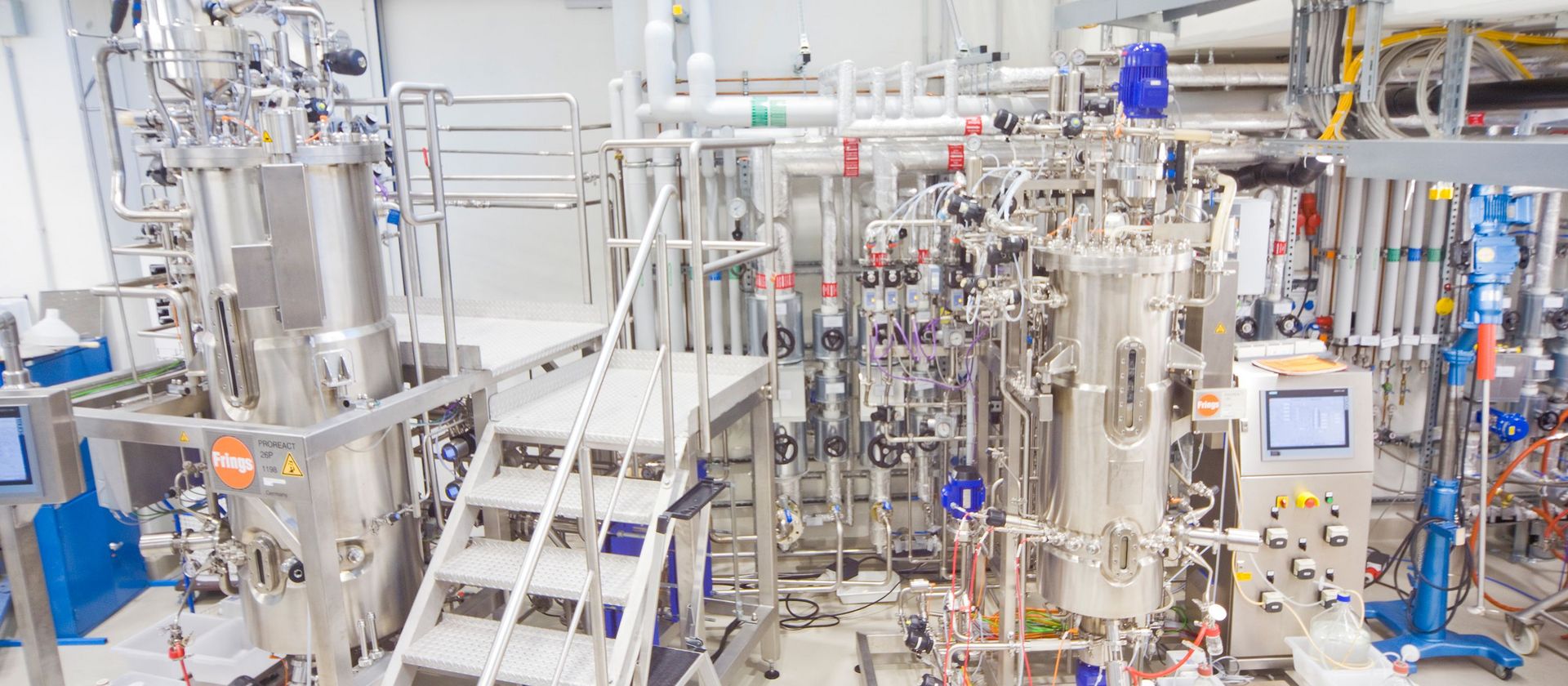 Bioreactors in the laboratory 