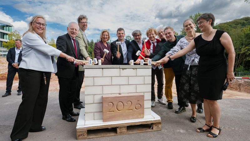 Groundbreaking ceremony for the new research building of HIPS