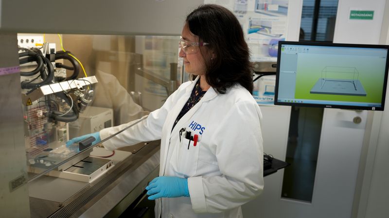 Nesterkina in the lab.